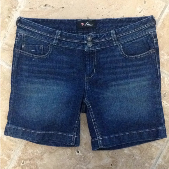 Pants - Women's guess shorts